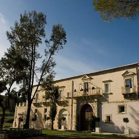 Castello Camemi 5*