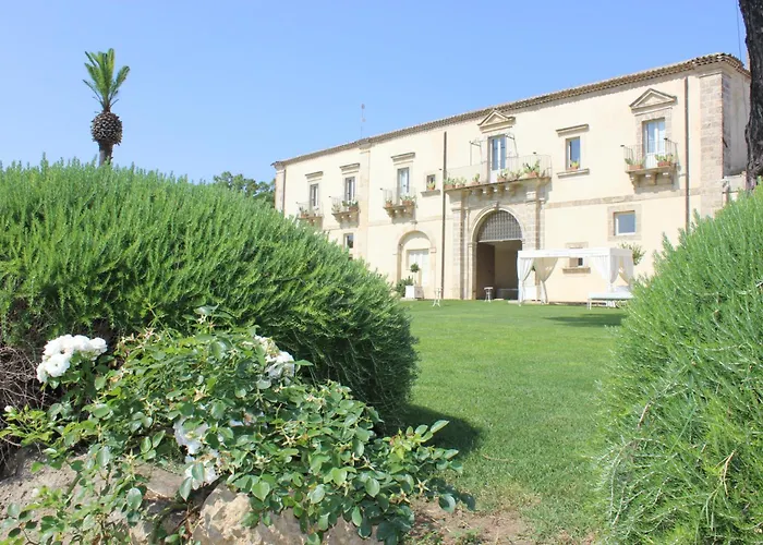 Castello Camemi Feriested Vizzini