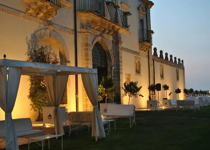 אתר נופש Castello Camemi