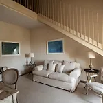 度假村 卡斯特罗卡米尼旅馆 5*