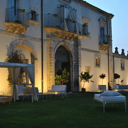 منتجع Castello Camemi