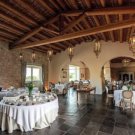 Castello Camemi 5*