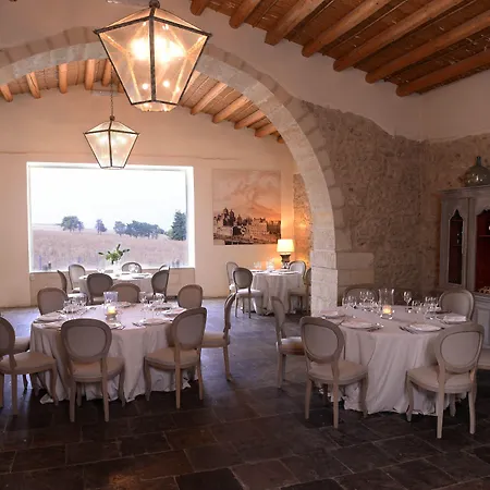Resort Castello Camemi 5*